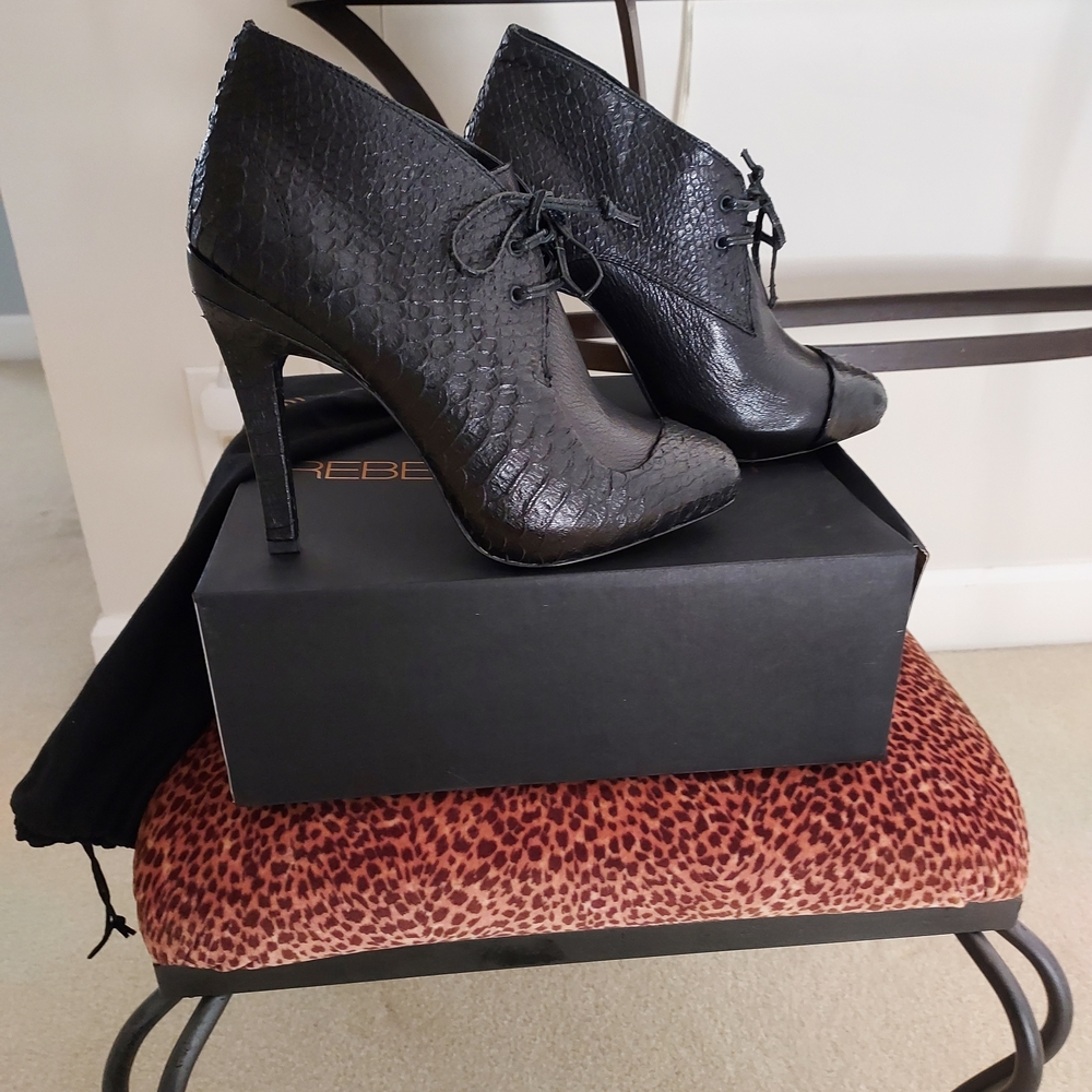 Rebecca Minkoff Black Textured Ankle Booties
